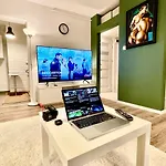 Metro Fast Wifi Tv'70 Netflix Hbo Appletv *