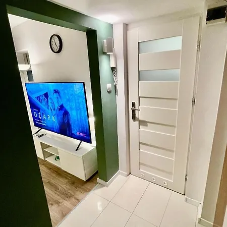 Metro Fast Wifi Tv'70 Netflix Hbo Appletv Apartamento Varsovia