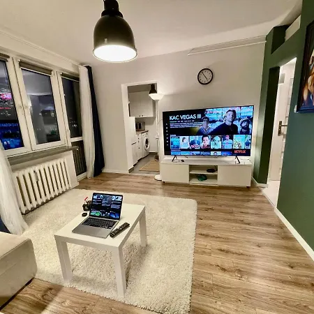 Metro Fast Wifi Tv'70 Netflix Hbo Appletv Varsovia