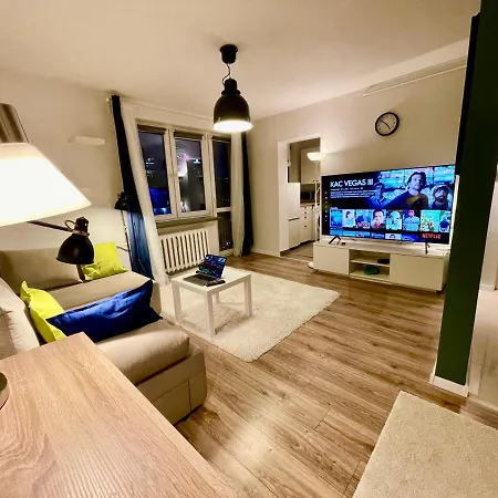 Metro Fast Wifi Tv'70 Netflix Hbo Appletv * Varsovia