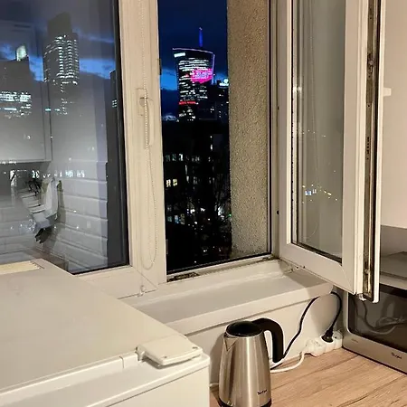 Metro Fast Wifi Tv'70 Netflix Hbo Appletv