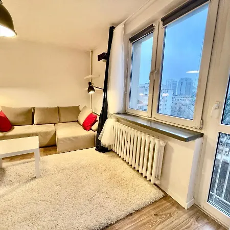 Metro Fast Wifi Tv'70 Netflix Hbo Appletv * 华沙