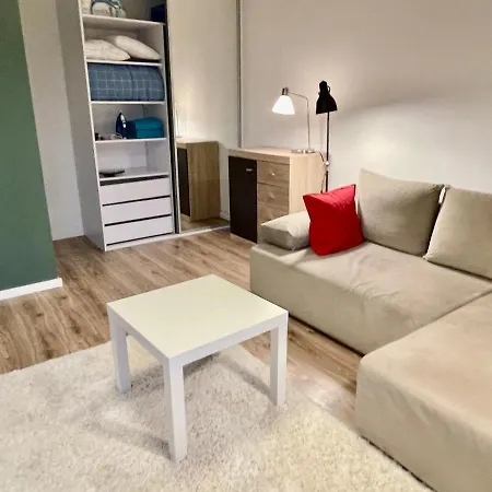 Apartamento Metro Fast Wifi Tv'70 Netflix Hbo Appletv Varsóvia