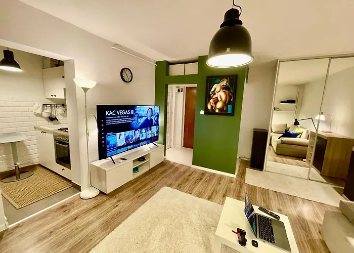 Apartament Metro Fast Wifi Tv'70 Netflix Hbo Appletv *