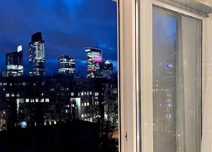 Metro Fast Wifi Tv'70 Netflix Hbo Appletv Apartment Warsaw