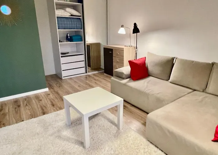 Apartment Metro Fast Wifi Tv'70 Netflix Hbo Appletv Warsaw